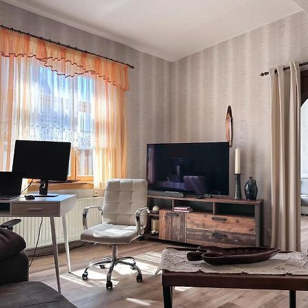 Schoene Altbauwohnung Mit Grosser Sonnenterrasse Rudolstadt Zewnętrze zdjęcie