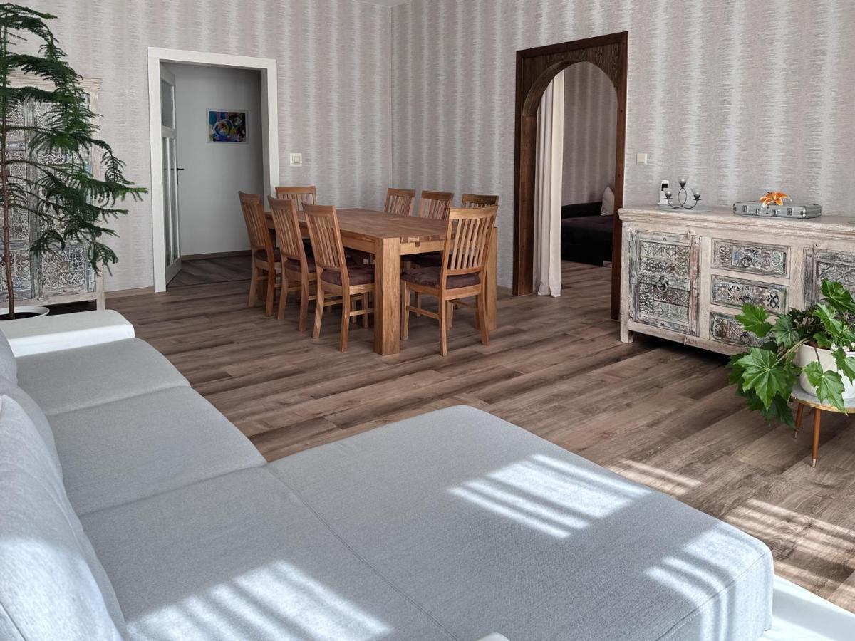Schoene Altbauwohnung Mit Grosser Sonnenterrasse Rudolstadt Zewnętrze zdjęcie